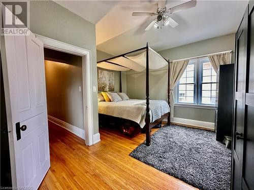 506 9Th Avenue, Hanover, ON - Indoor Photo Showing Bedroom