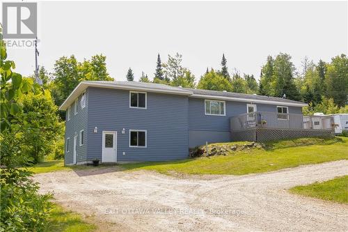 25805 Highway 60, South Algonquin, ON - Outdoor With Exterior