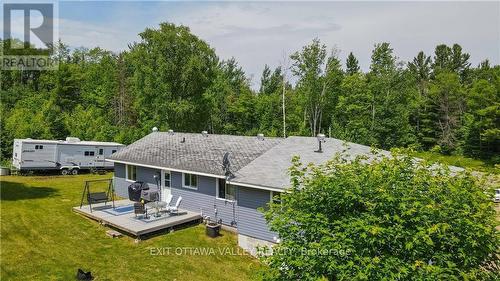 25805 Highway 60, South Algonquin, ON - Outdoor