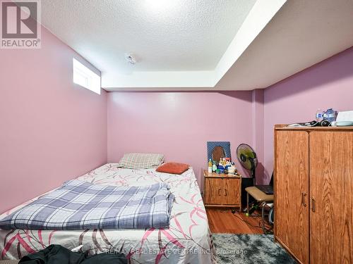77 Tumbleweed Trail, Brampton, ON - Indoor Photo Showing Bedroom