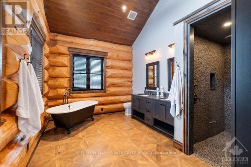 255 Maclarens Side Road, Ottawa, ON - Indoor Photo Showing Bathroom