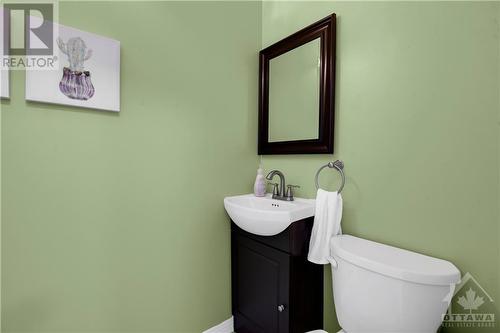 54 Alison Korn Private, Ottawa, ON - Indoor Photo Showing Bathroom