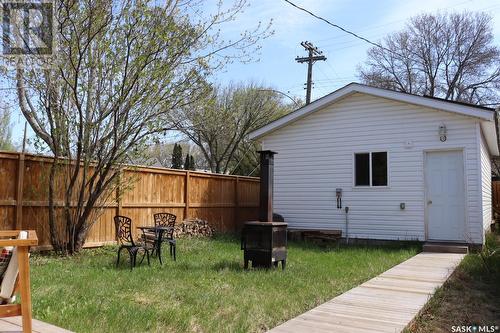 840 8Th Avenue N, Saskatoon, SK - Outdoor