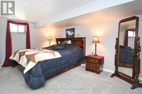 5103 Dundas Street, Thames Centre (Thorndale), ON - Indoor Photo Showing Bedroom