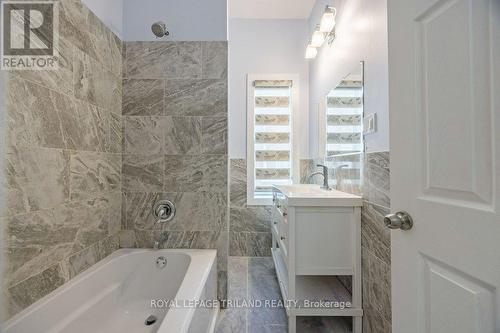 57 Adelaide Street N, London, ON - Indoor Photo Showing Bathroom