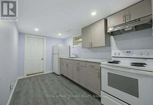 57 Adelaide Street N, London, ON - Indoor Photo Showing Kitchen