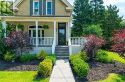 Excellent Curb Appeal! - 