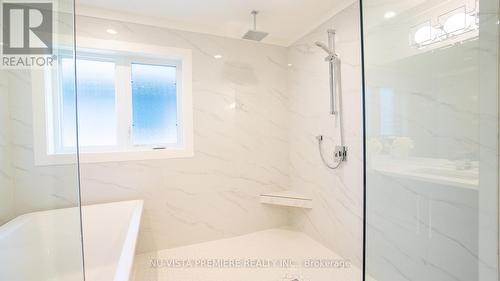 3507 Brushland Crescent, London, ON - Indoor Photo Showing Bathroom