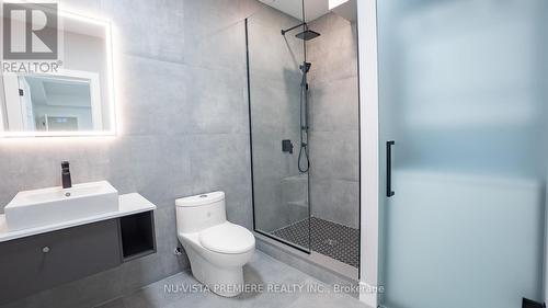 3507 Brushland Crescent, London, ON - Indoor Photo Showing Bathroom