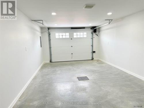 22 Golf Street, Kapuskasing, ON - Indoor Photo Showing Garage