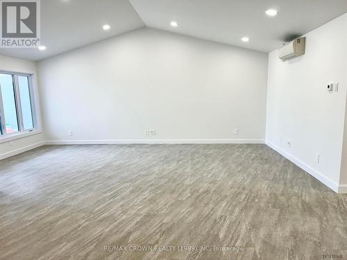 24 Golf Street, Kapuskasing, ON - Indoor Photo Showing Other Room