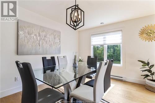 39 Donat Cres, Dieppe, NB - Indoor Photo Showing Dining Room