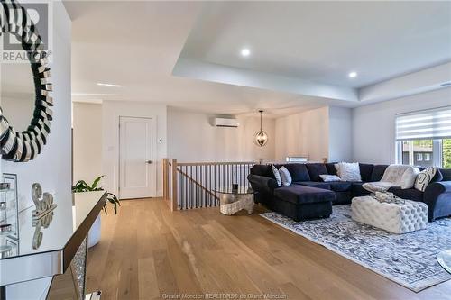 39 Donat Cres, Dieppe, NB - Indoor Photo Showing Living Room