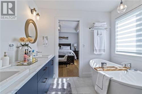 39 Donat Cres, Dieppe, NB - Indoor Photo Showing Bathroom