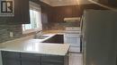 572 Nisbet Court, Mississauga, ON  - Indoor Photo Showing Kitchen With Double Sink 