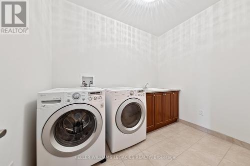 3216 Preserve Drive E, Oakville, ON - Indoor Photo Showing Laundry Room