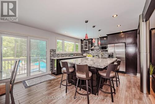 249 Vance Drive, Oakville (Bronte West), ON - Indoor Photo Showing Dining Room