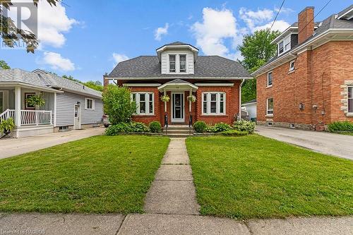 1131 4Th Avenue W, Owen Sound, ON - Outdoor With Facade