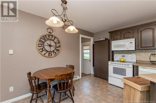 800 Frampton Lane, Moncton, NB - Indoor Photo Showing Dining Room