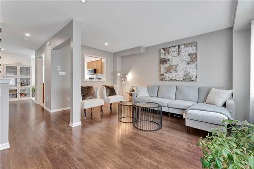 470 Beach Boulevard|Unit #66, Hamilton, ON - Indoor Photo Showing Living Room