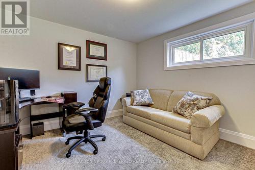 1092 Prince George Road, London, ON - Indoor Photo Showing Office