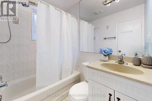 29 Logandale Road, Toronto, ON - Indoor Photo Showing Bathroom