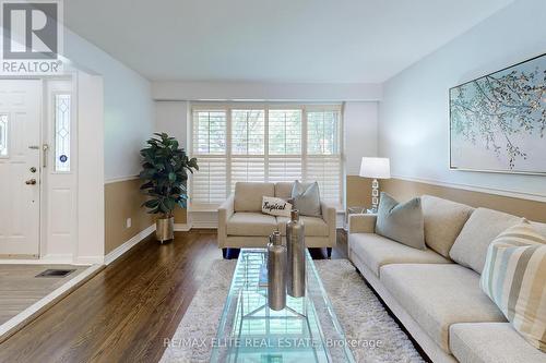 29 Logandale Road, Toronto, ON - Indoor Photo Showing Living Room