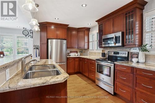 1283 Old Orchard Avenue, Pickering, ON - Indoor Photo Showing Kitchen With Stainless Steel Kitchen With Double Sink