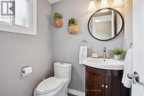 1283 Old Orchard Avenue, Pickering, ON - Indoor Photo Showing Bathroom