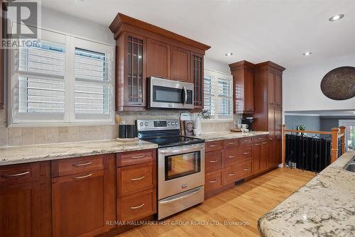 1283 Old Orchard Avenue, Pickering, ON - Indoor Photo Showing Kitchen