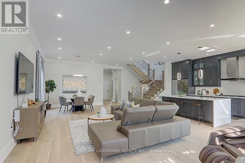 16 Agincourt Drive, Toronto (Agincourt South-Malvern West), ON - Indoor Photo Showing Living Room