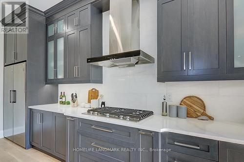 16 Agincourt Drive, Toronto, ON - Indoor Photo Showing Kitchen With Upgraded Kitchen