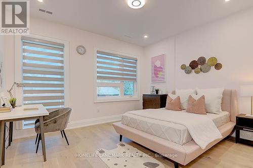 16 Agincourt Drive, Toronto (Agincourt South-Malvern West), ON - Indoor Photo Showing Bedroom