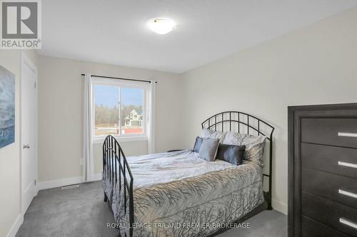 2657 Bobolink Lane, London, ON - Indoor Photo Showing Bedroom