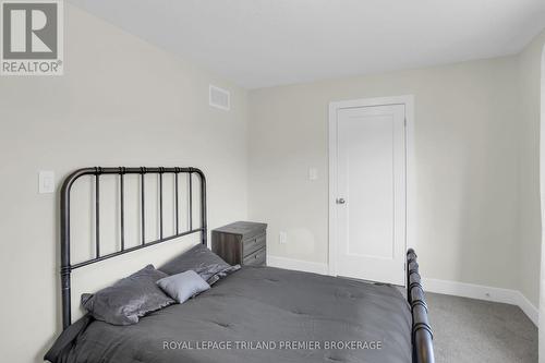 2657 Bobolink Lane, London, ON - Indoor Photo Showing Bedroom