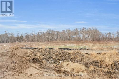 2657 Bobolink Lane, London, ON - Outdoor With View