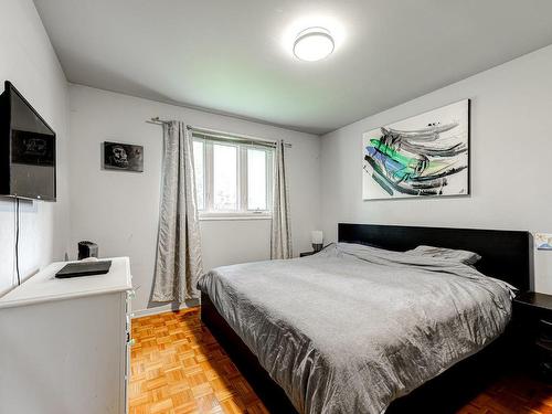 Master bedroom - 3084 Rue Robitaille, Longueuil (Le Vieux-Longueuil), QC - Indoor Photo Showing Bedroom