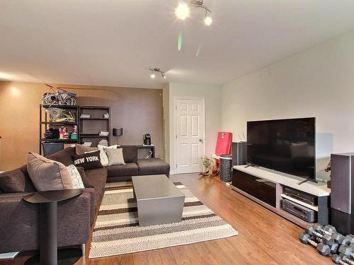 Family room - 3300 Rue Générations, Sherbrooke (Brompton/Rock Forest/Saint-Élie/Deauville), QC - Indoor Photo Showing Living Room