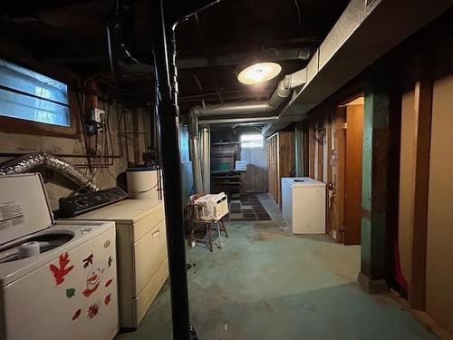 418 Morse Street, Thunder Bay, ON - Indoor Photo Showing Basement