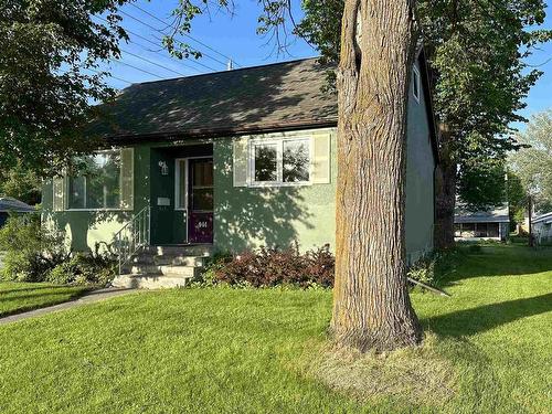 944 Crowe Avenue, Fort Frances, ON - Outdoor