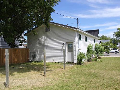 317 Fourth St, Rainy River, ON 