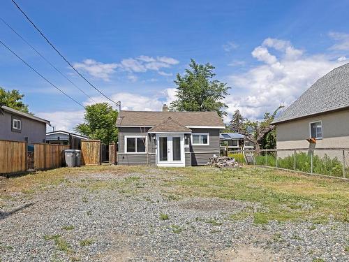 302 Poplar Street, Kamloops, BC - Outdoor