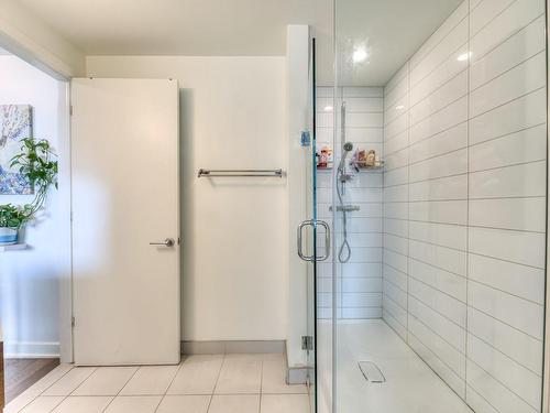 Salle de bains - 1110-1155 Rue De La Montagne, Montréal (Ville-Marie), QC - Indoor Photo Showing Bathroom