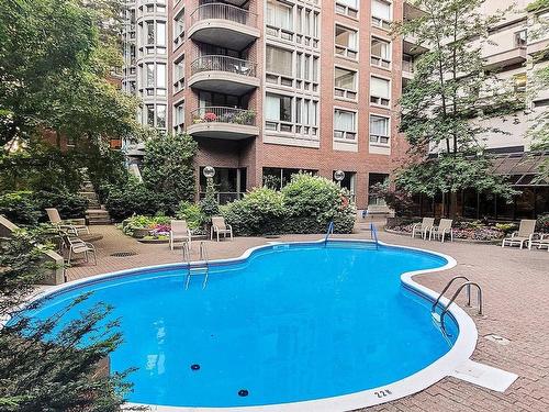Piscine - 518-3577 Av. Atwater, Montréal (Ville-Marie), QC - Outdoor With In Ground Pool