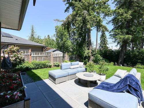 A-2511 Steele Cres, Courtenay, BC - Outdoor With Deck Patio Veranda With Backyard