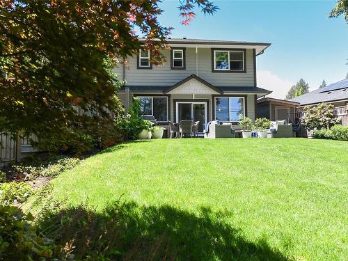 A-2511 Steele Cres, Courtenay, BC - Outdoor