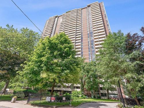 102-40 Homewood Ave, Toronto, ON - Outdoor