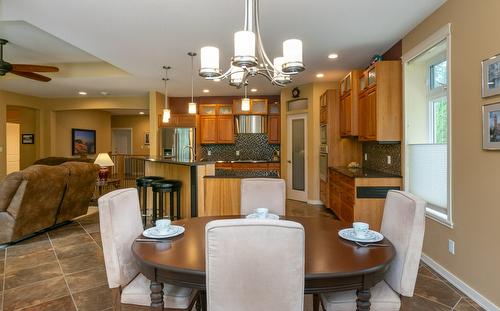 2638 Centennial Drive, Blind Bay, BC - Indoor Photo Showing Dining Room