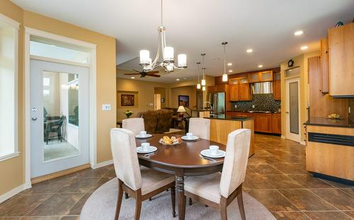 2638 Centennial Drive, Blind Bay, BC - Indoor Photo Showing Dining Room