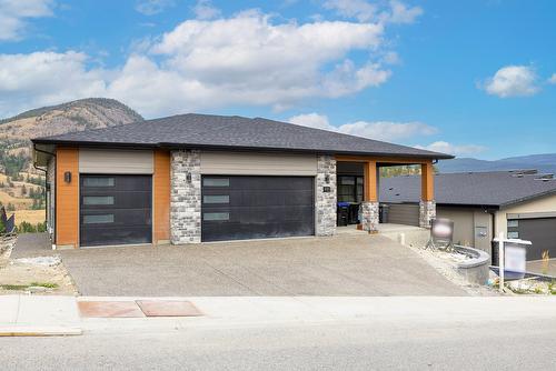 771 Carnoustie Drive, Kelowna, BC - Outdoor